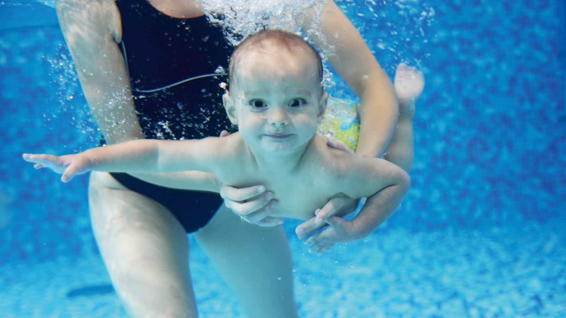 Baby swimming | Ferienresort Texas MV